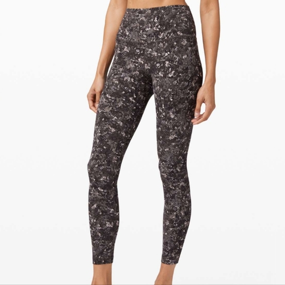 Lululemon Align - Picture 1 of 9